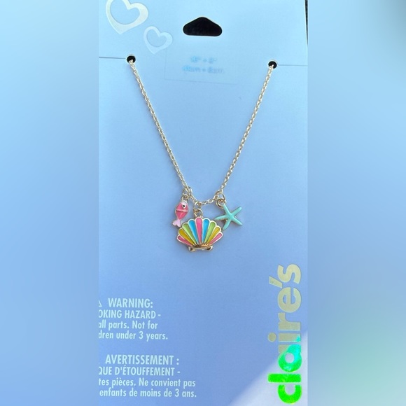 Claire's Beach Day Gold-tone Charm Cluster Pendant Necklace Fish Shell Star - Picture 5 of 8